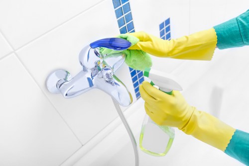 Professional curtain cleaning for different fabric types in Beckton